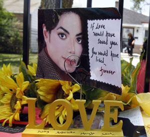 Michael Jackson memorial (creative commons)